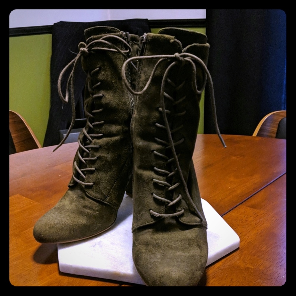 Steve Madden Suede Booties